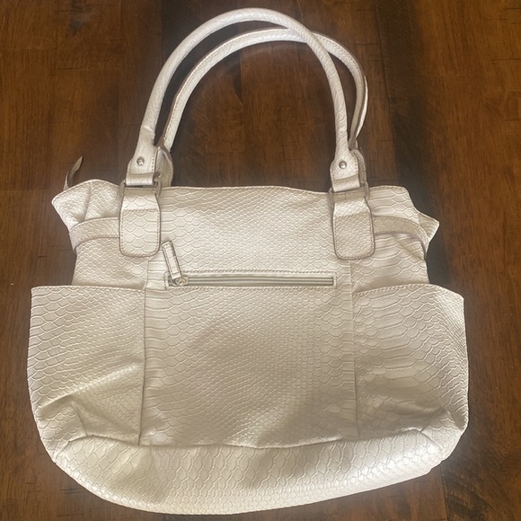Sagharbor Bag - Picture 6 of 15